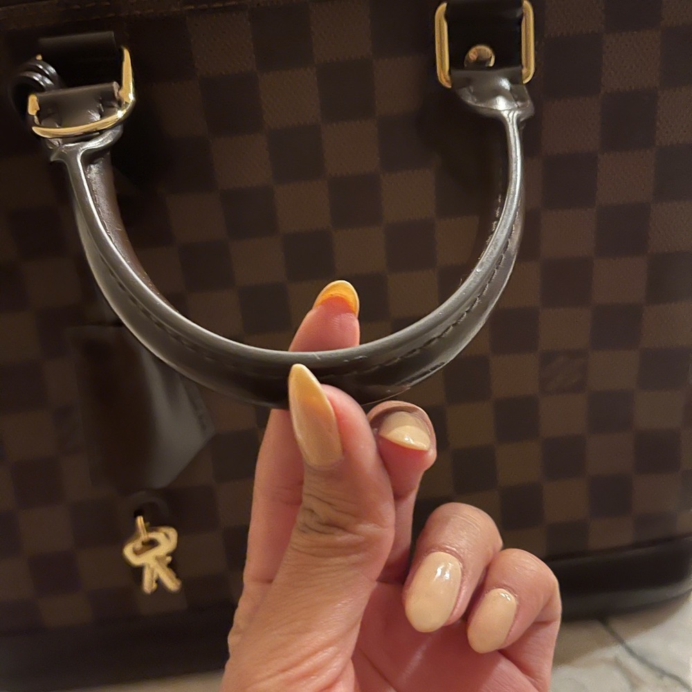 Louis Vuitton Alma PM